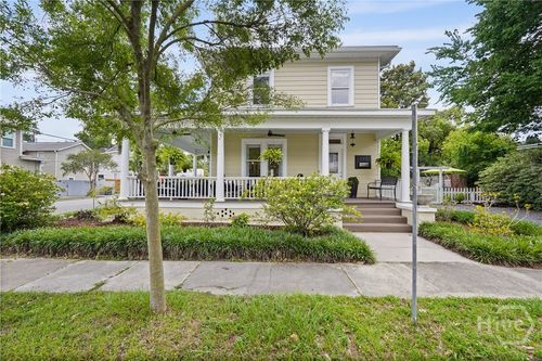 743 E 40th St, Savannah, GA, 31401-9247 | Card Image