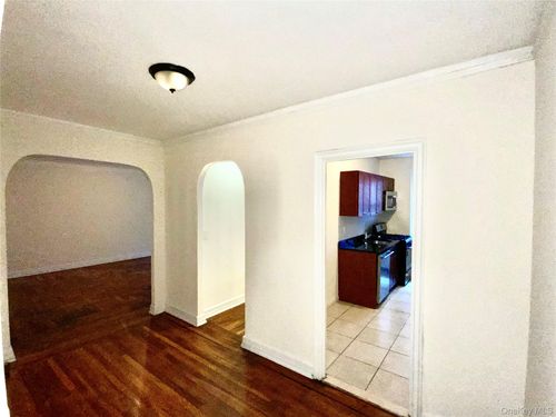 apt-2k-1 S Broadway, White Plains, NY, 10601-3524 | Card Image
