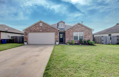 1900 Viburnum St, North Little Rock, AR, 72117-8008 | Card Image