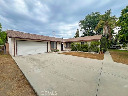22851 Vose St, West Hills, CA, 91307-2226 | Card Image