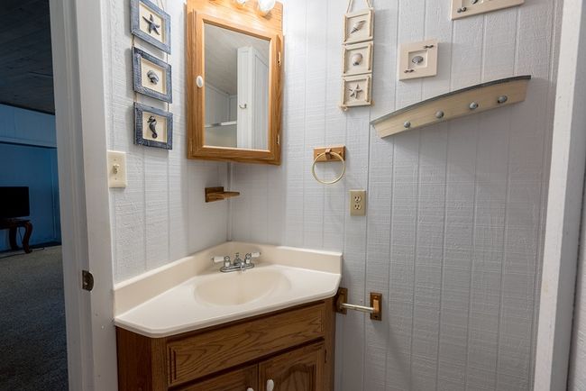 2 Se 814 Th St, House other with 3 bedrooms, 2 bathrooms and null parking in OLD TOWN FL | Image 40