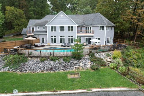 55 Butternut Ln, Watertown, CT, 06795-1424 | Card Image