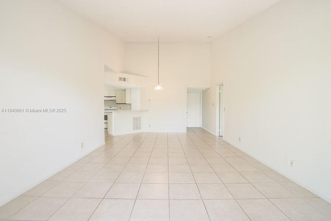 APT-304 - 9033 Wiles Rd, Condo with 2 bedrooms, 2 bathrooms and null parking in Coral Springs FL | Image 18