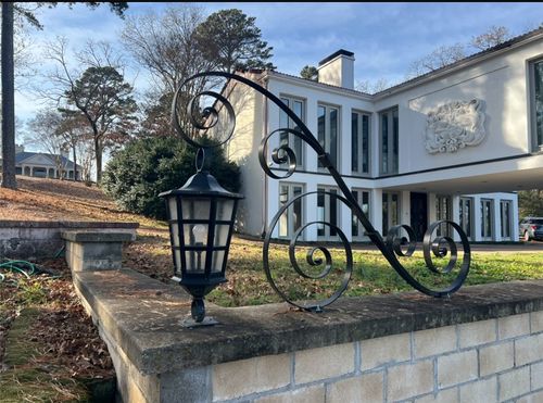 910 Hilltop Dr, Russellville, AR, 72802-8645 | Card Image