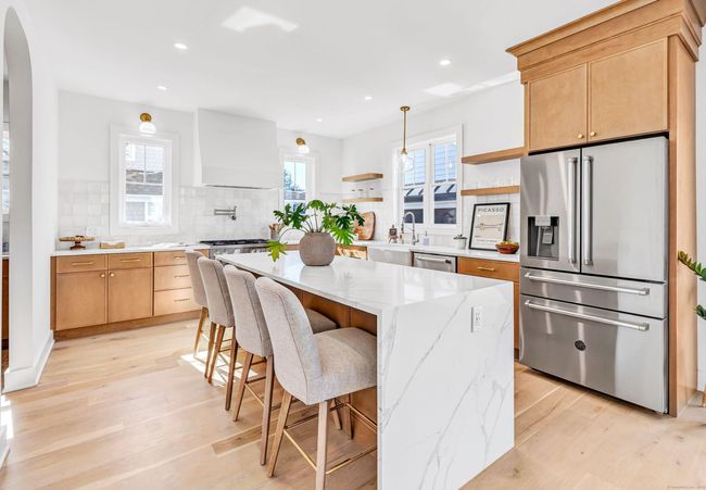 13 Dunbar Rd, House other with 4 bedrooms, 4 bathrooms and null parking in Milford CT | Image 16