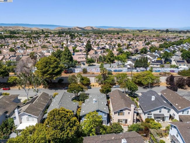 34294 Dunhill Dr, House other with 3 bedrooms, 3 bathrooms and 2 parking in Fremont CA | Image 50