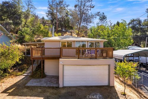 3332 Country Club Dr, Lucerne, CA, 95458-8501 | Card Image