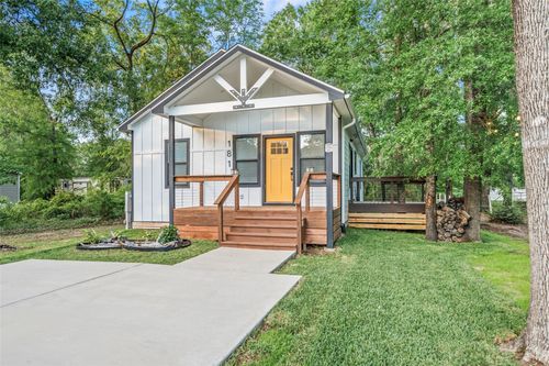 181 Acorn Ln, Pointblank, TX, 77364 | Card Image