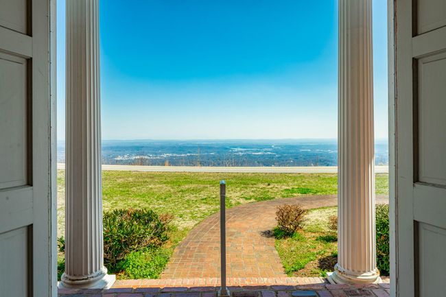 2500 E Brow Rd, House other with 5 bedrooms, 7 bathrooms and 7 parking in Signal Mountain TN | Image 10