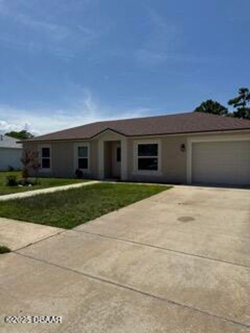 18 Starling Dr, Daytona Beach, FL, 32117-1889 | Card Image