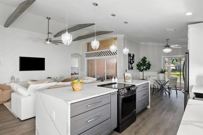 7131 Trentino Way, House other with 3 bedrooms, 2 bathrooms and null parking in Boynton Beach FL | Image 6
