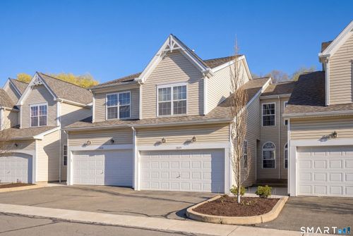 1804-1804 Eaton Ct, Danbury, CT, 06811-4056 | Card Image