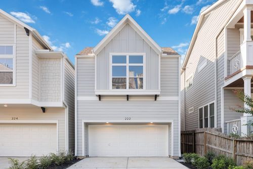 222 E 27th St, Houston, TX, 77008-2130 | Card Image