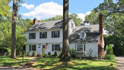 14 Bennett Pl, Westfield, NJ, 07090-2311 | Card Image