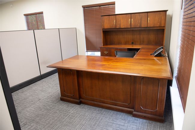 Unfurnished office with carpet floors | Image 18