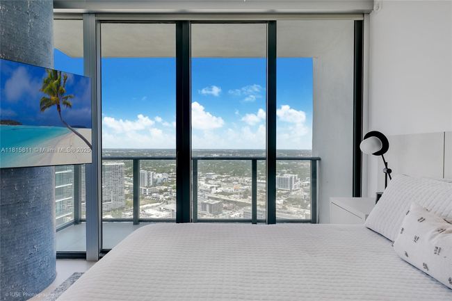 UNIT-4701 - 650 Ne 32 Nd St, Condo with 4 bedrooms, 5 bathrooms and null parking in Miami FL | Image 27