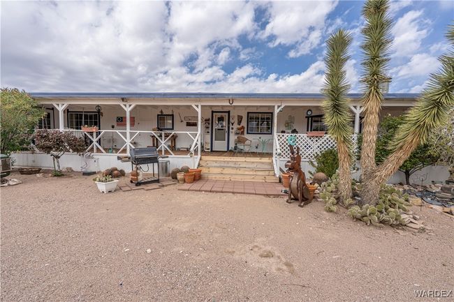 Front of Structure | Image 48