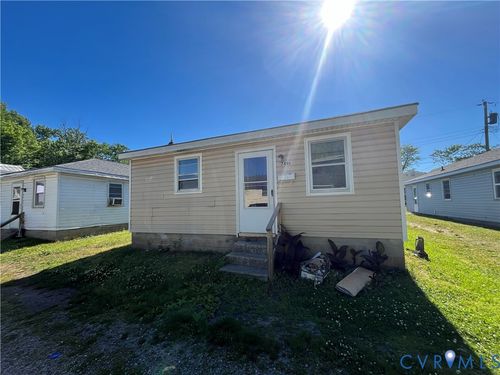 749 Mt Airy Street, Petersburg, VA, 23803 | Card Image