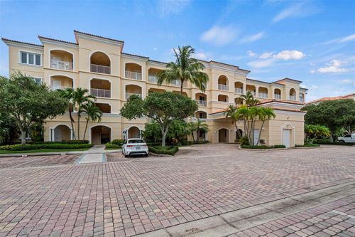 unit-ph04-7 Harbour Isle Dr E, Fort Pierce, FL, 34949-2759 | Card Image