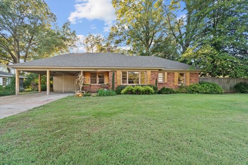 1495 Whitewater Rd, Memphis, TN, 38117-7203 | Card Image