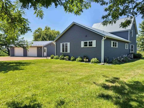 102351 Huckleberry Rd, COLBY, WI, 54421-5602 | Card Image