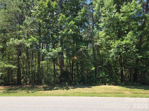 69-145 Badin View Dr, New London, NC, 28127-9196 | Card Image