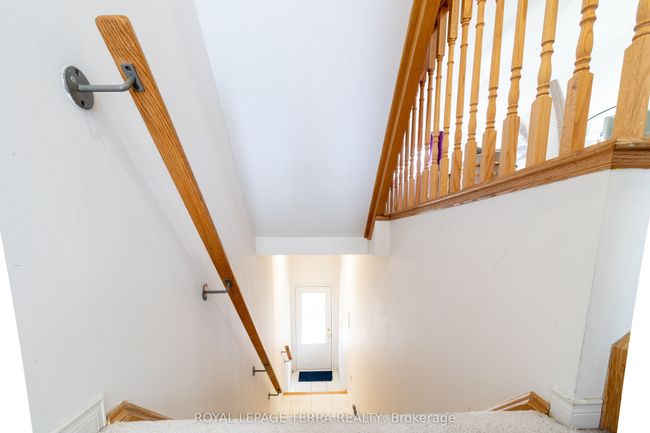 2204 Chevron Prince Path, Condo with 4 bedrooms, 3 bathrooms and 1 parking in Oshawa ON | Image 7