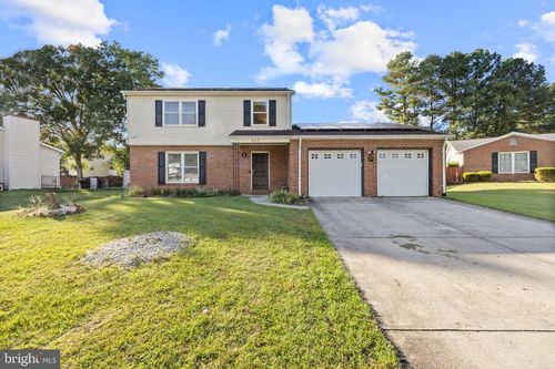 905 Faber Pl, UPPER MARLBORO, MD, 20774-5705 | Card Image