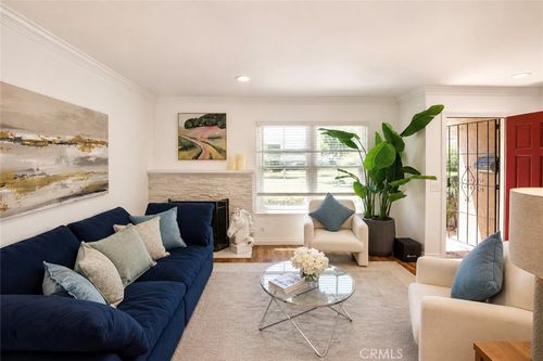 17751 La Rosa Ln, Fountain Valley, CA, 92708-5329 | Card Image