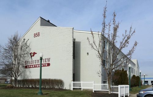 858 Kinnear Rd, Columbus, OH, 43212-1432 | Card Image