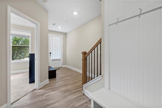 945 Catamaran Ct, Townhouse with 3 bedrooms, 4 bathrooms and null parking in Alpharetta GA | Image 36