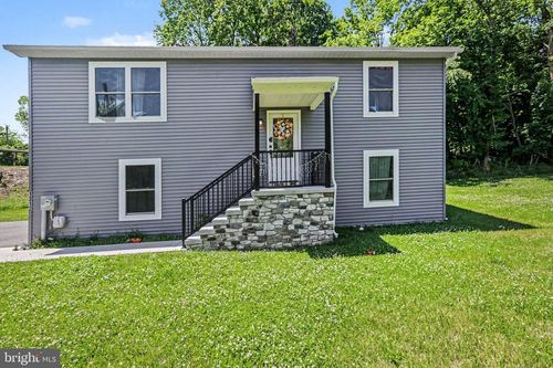 1312 Edgemont Rd, HARRISBURG, PA, 17109-3352 | Card Image