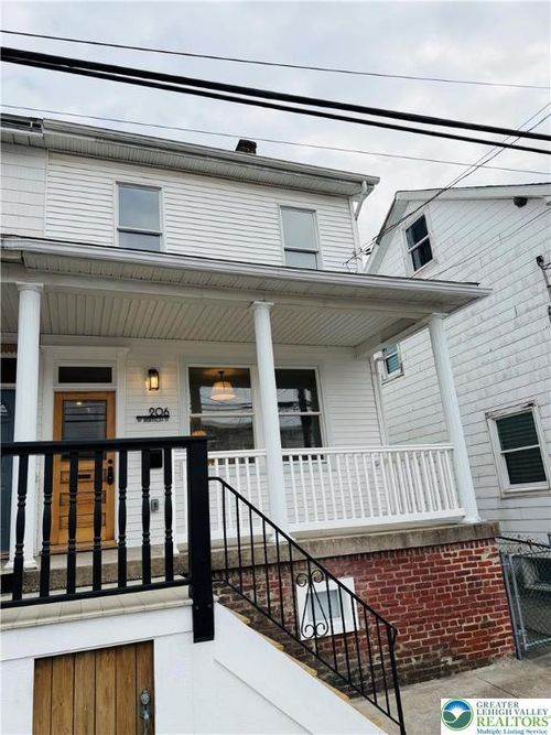 206 W Bertsch St, Lansford, PA, 18232-1805 | Card Image