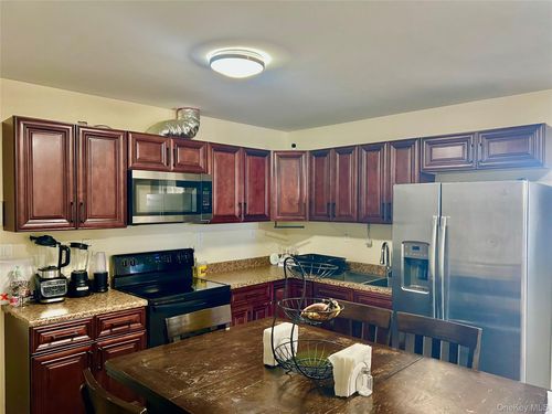302-108 North Street, Middletown, NY, 10940 | Card Image