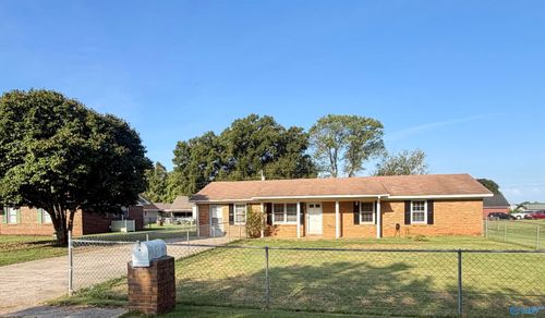 61 Sharon Ave, Courtland, AL, 35618-3951 | Card Image