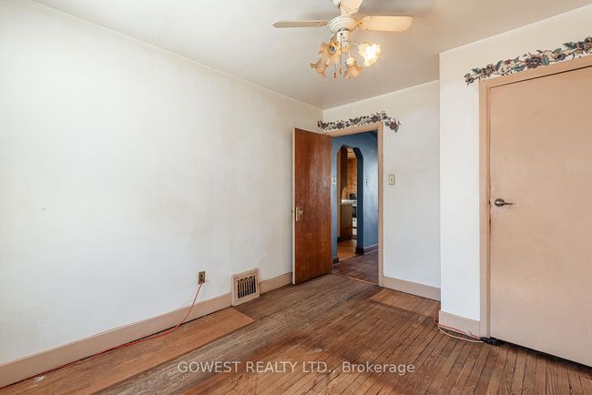 331 Lumsden Ave, House other with 3 bedrooms, 1 bathrooms and 1 parking in East York ON | Image 11