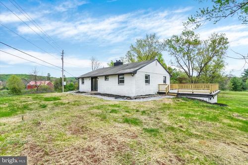 3190 Lewisberry Rd, YORK HAVEN, PA, 17370-9111 | Card Image