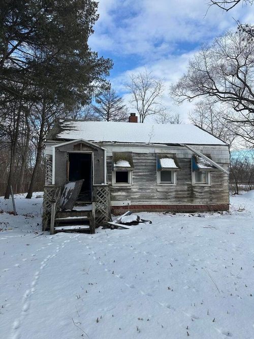 2001 Hovey Pl, Gary, IN, 46406-2805 | Card Image
