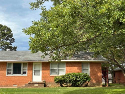 1350 W North St, Piggott, AR, 72454-1011 | Card Image