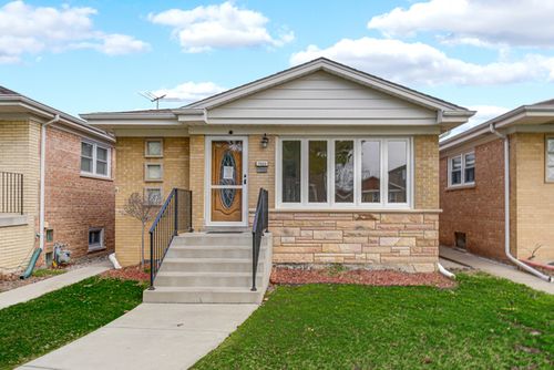 7520 W Carmen Ave, Harwood Heights, IL, 60706-3406 | Card Image