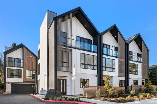 411 99th Ave Ne, Bellevue, WA, 98004-5436 | Card Image