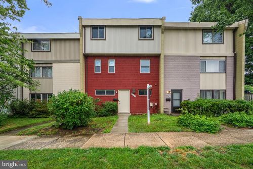 8654 Brae Brooke Dr, LANHAM, MD, 20706-3814 | Card Image