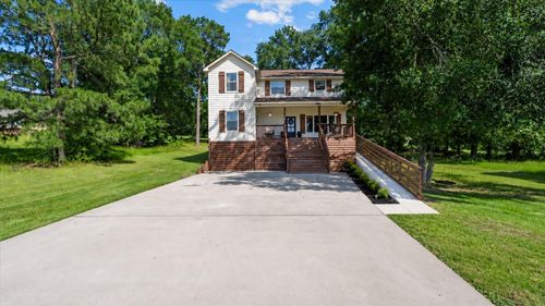 147 Wildwood Lake Dr N, Huntsville, TX, 77340-4476 | Card Image