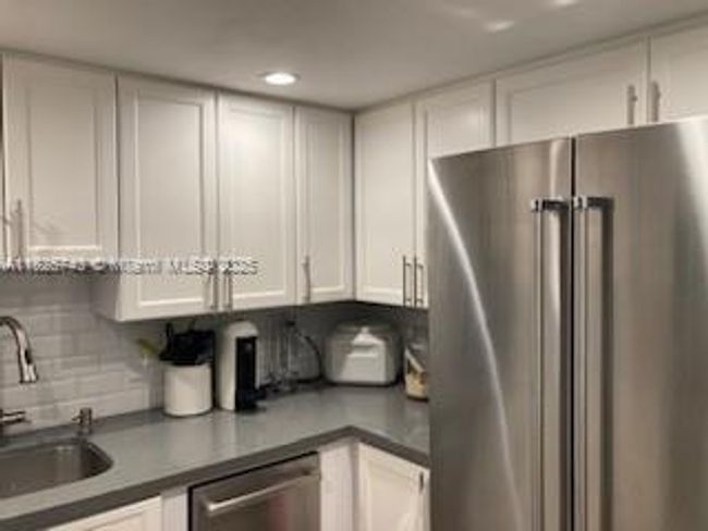 APT-21 - 8603 Sw 68 Th Ct, Condo with 2 bedrooms, 1 bathrooms and null parking in Pinecrest FL | Image 4