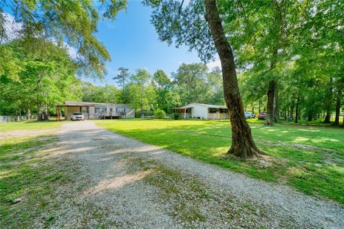 103 County Road 370, Splendora, TX, 77372-4164 | Card Image