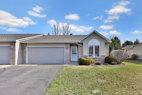 897 Evergreen Ct, Vadnais Heights, MN, 55127-3692 | Card Image