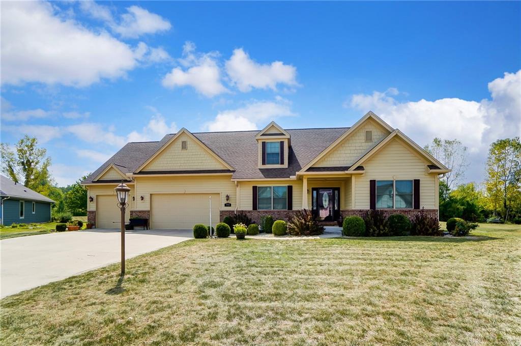 Conservation Cir, Fairborn, OH 45324