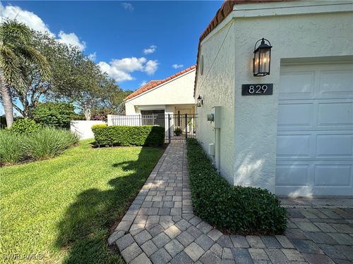 46-829 Reef Point Cir, NAPLES, FL, 34108-8767 | Card Image