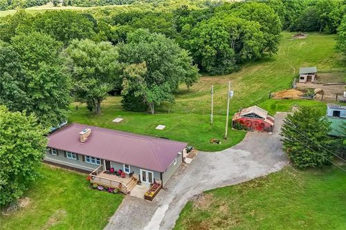 11026 Shach Creek Rd, Excelsior Springs, MO, 64024-5341 | Card Image