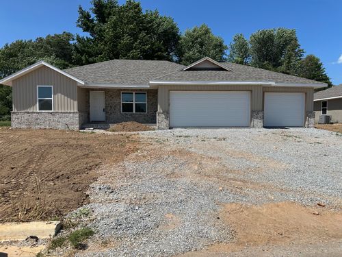 40 Whitley Ln, Monett, MO, 65708-6001 | Card Image